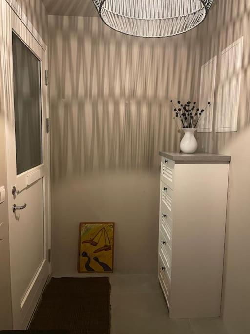 Beautiful Apartment Near Airport Njarthvik Zewnętrze zdjęcie