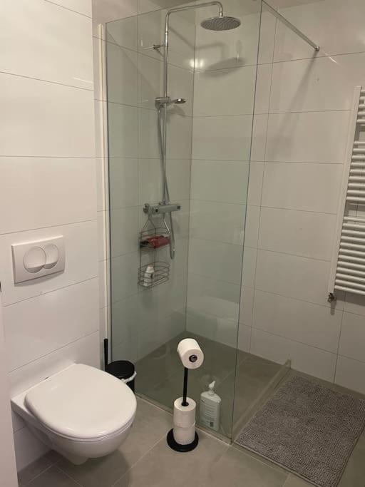 Beautiful Apartment Near Airport Njarthvik Zewnętrze zdjęcie
